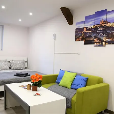 Aparthotel Republic Square Loft Praga