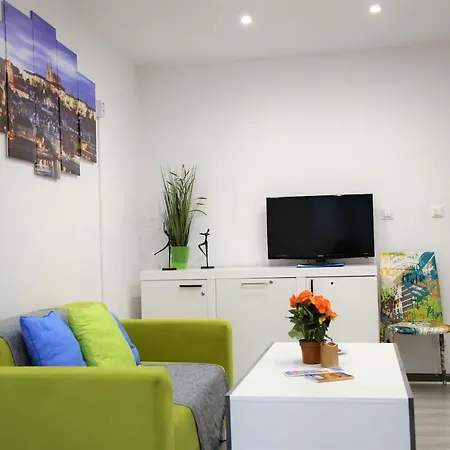 Republic Square Loft Apartahotel