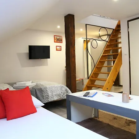 Apartahotel Republic Square Loft Praga